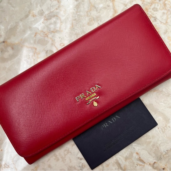 PRADA Saffiano Leather Continental Wallet in Fuoco Red - Picture 2 of 16